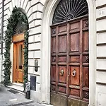 Relais Cavour Bed & Breakfast