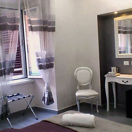 Relais Cavour Nocleg ze śniadaniem Rzym