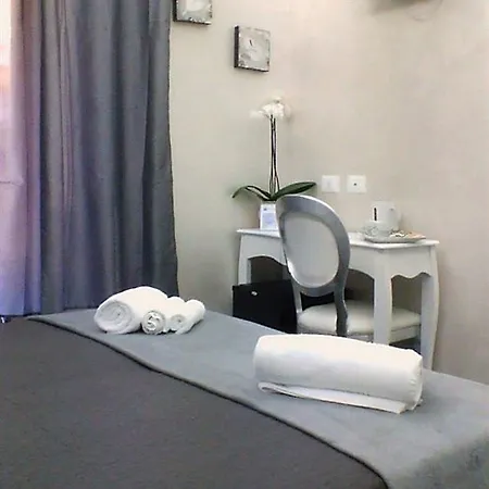 Relais Cavour 4* Rzym