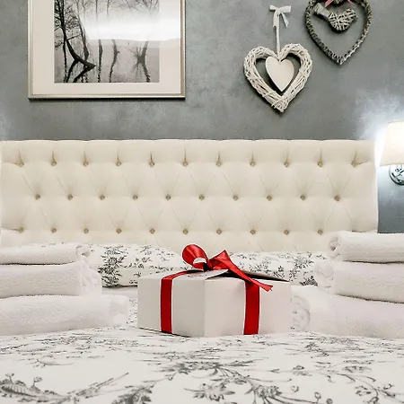 فندق مبيت وإفطار Relais Cavour 4*