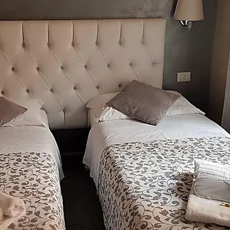 Bed & Breakfast Relais Cavour Roma