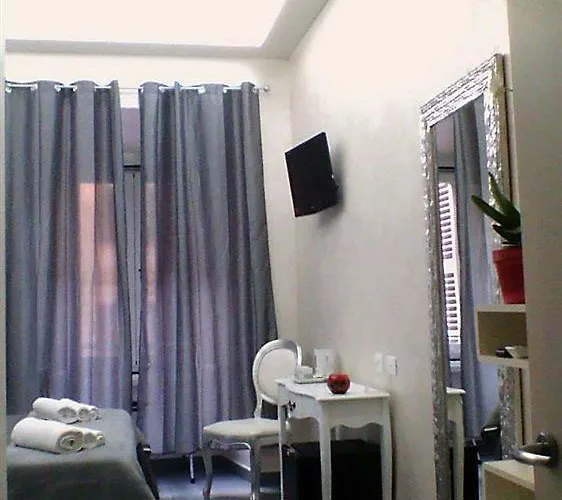 Relais Cavour Bed & Breakfast 4*